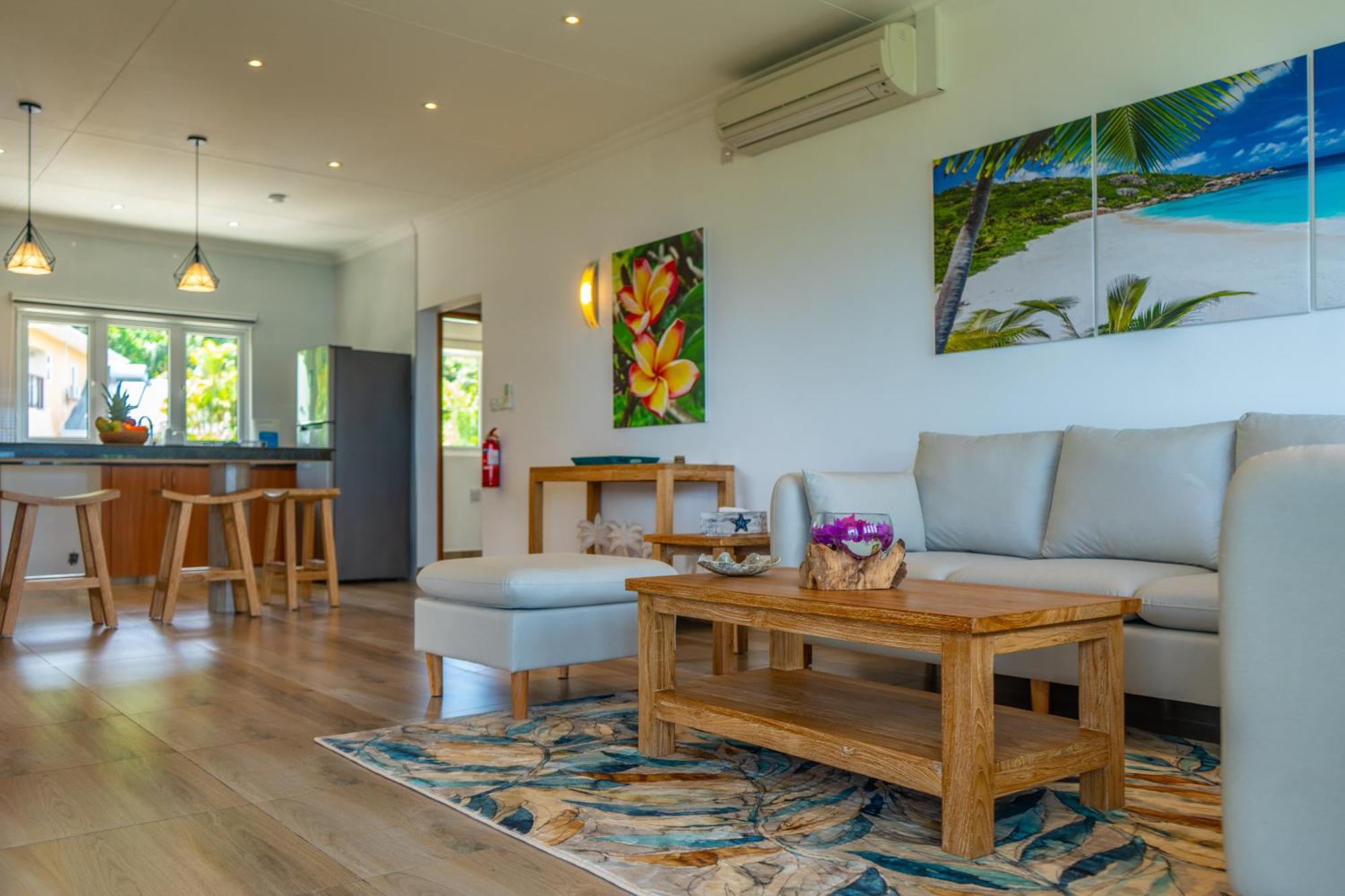 Summer Sand Holiday Apartments Beau Vallon  Extérieur photo