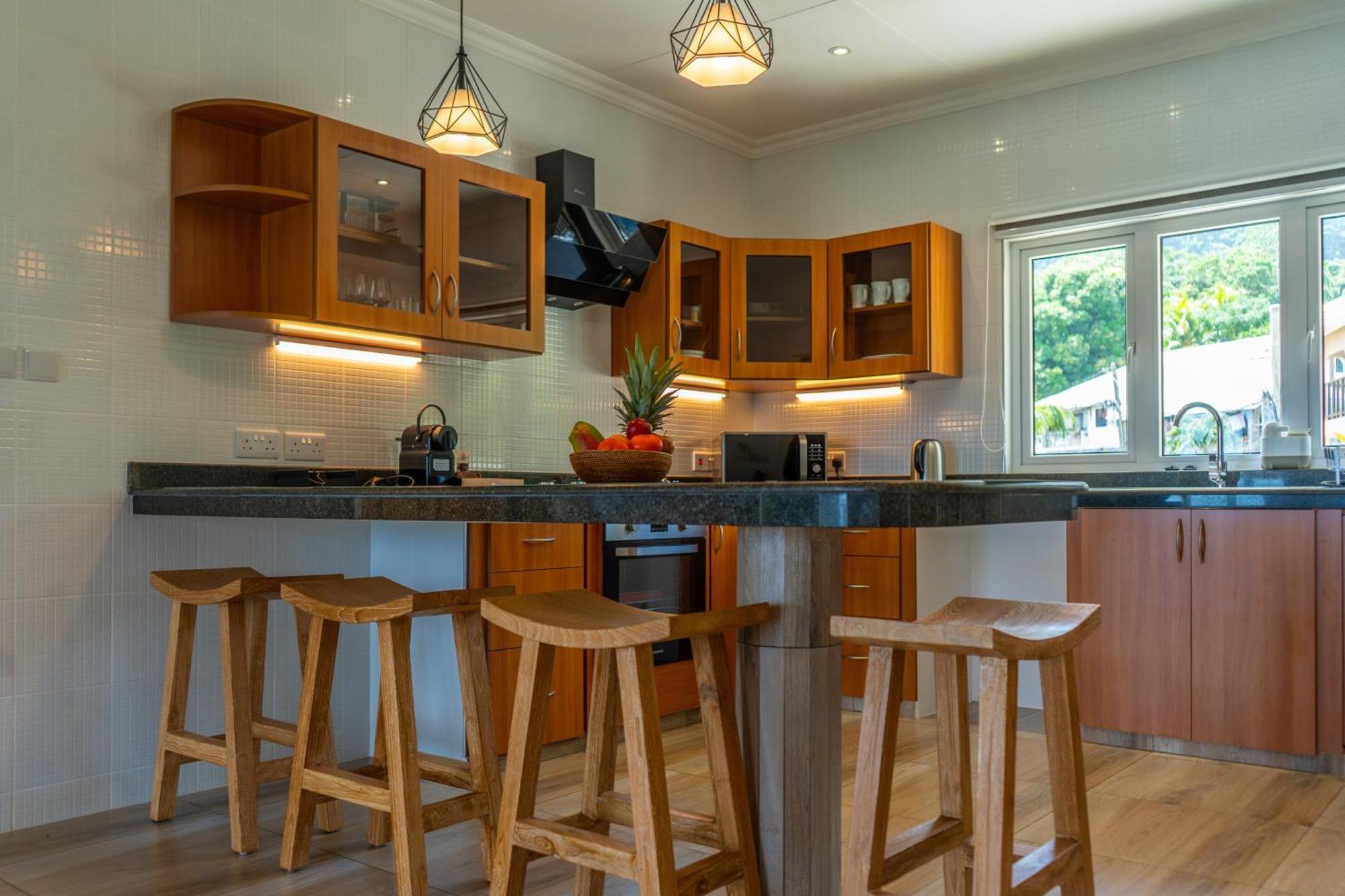 Summer Sand Holiday Apartments Beau Vallon  Extérieur photo